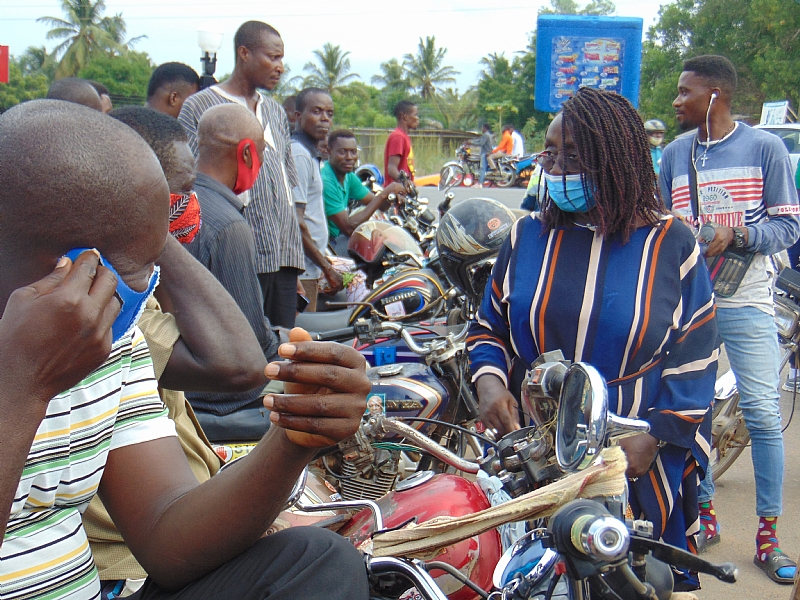 Ketu South Ndc Pc Dzifa Gomashie Distributes Nose Masks