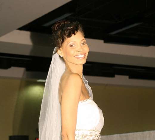 14 TEKAY BRIDAL EXPO 2013