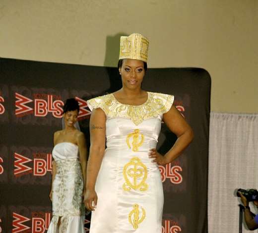 15 TEKAY BRIDAL EXPO 2013