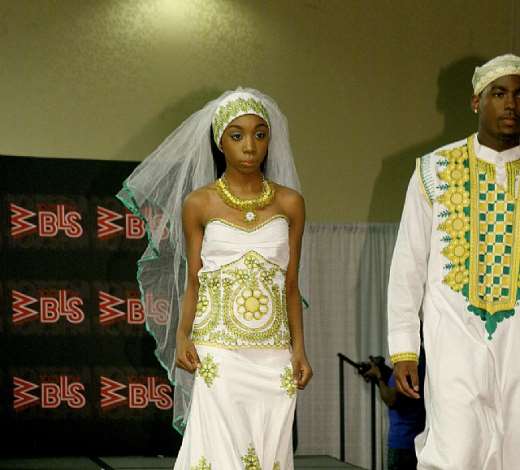 20 TEKAY BRIDAL EXPO 2013