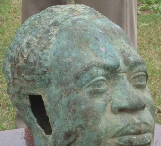 Themissinghead of Dr Kwame Nkrumah