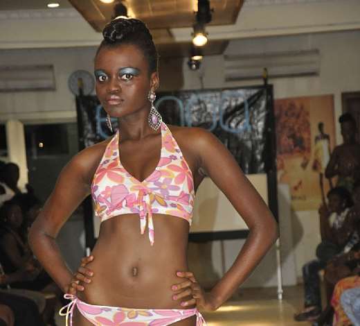 Ghana Exopa Wannabe Models Rock In Bikinis