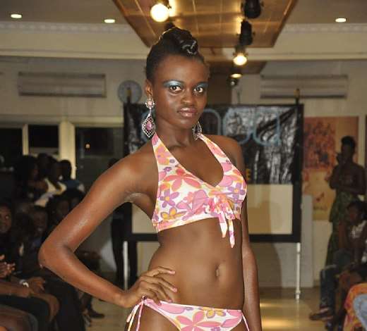 Ghana Exopa Wannabe Models Rock In Bikinis