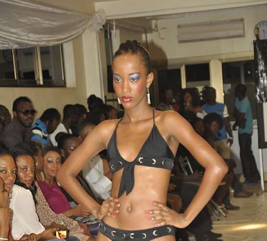 Ghana Exopa Wannabe Models Rock In Bikinis