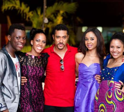 MAJID POSES WITH ORGANISERS
