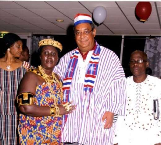 NPP ITALY QUEEN MOTHER WITH JAKE