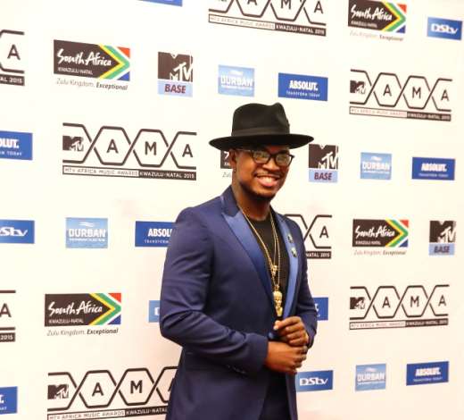 NEYO (1)