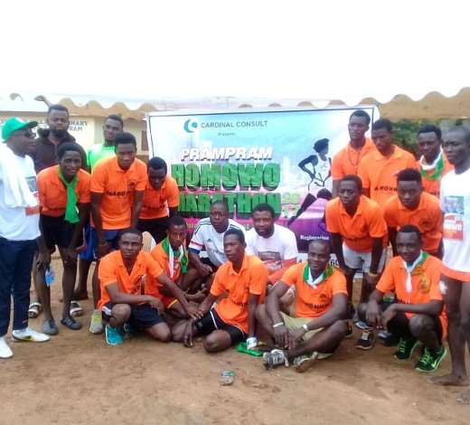 Ningo Prampram Holds Homowo Marathonas Winner Gets Educational Scholarship