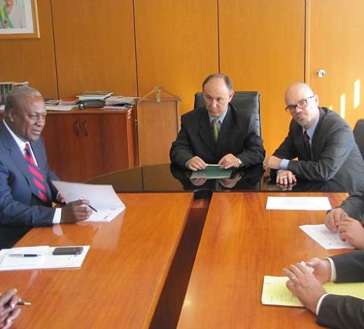 VP JOHN MAHAMA WITH THE BRAZILIAN MINISTER FOR AGRARIAN DEVELOPMENT, PEPE VARGAS (MIDDLE)