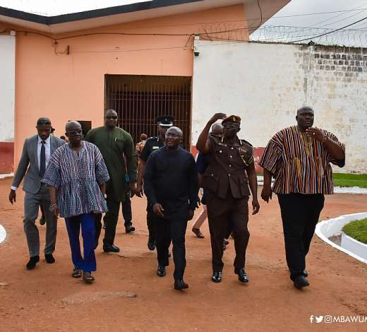 Vice President Bawumia Donates To Nsawam Medium Security Prison