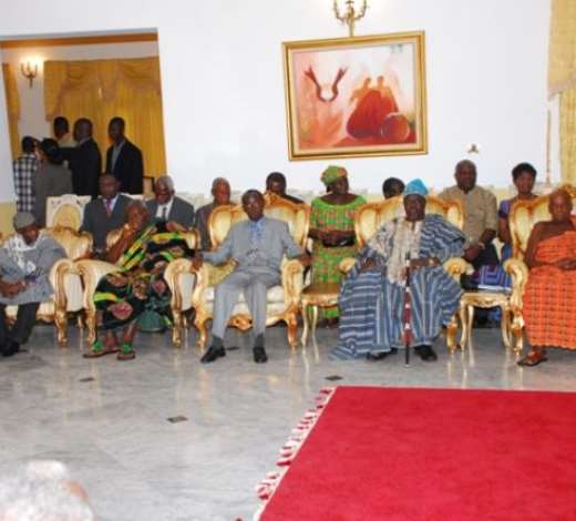 DSC 0454 PRESIDENT MILLS MEETS THE COUNCIL OF STATE