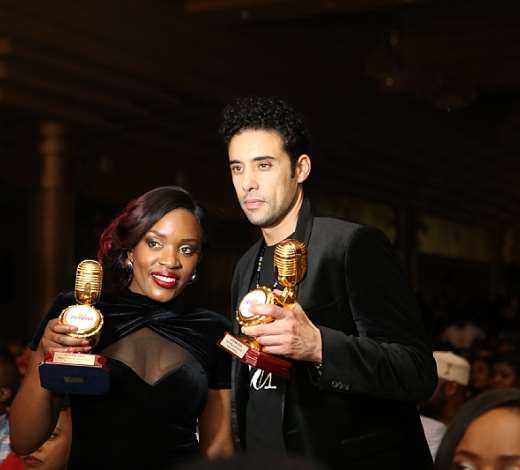 L-R: Best Female Artiste in Southern Africa, AFRIMA 2014, Cindy Munyavi (Zimbabwe) and Best Male Artiste in Northern Africa, AFRIMA 2014, Ahmed Soultan (Morocco) at the 2014 All Africa Music Awards ceremony held at Grand Ballroom, Oriental Hotel, Lagos recently.