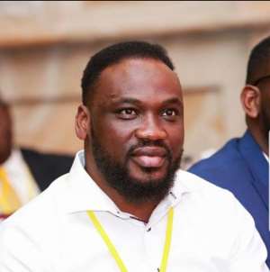 Mark Of High Spirit!! Salt FM Boss Supports Patients At Agogo Hospital After Fire Ravaged His Studio