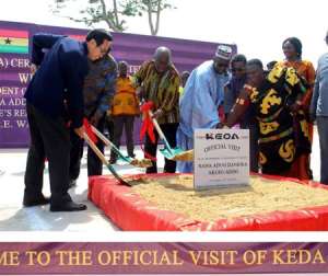 Akufo-Addo congratulates the Chinese ceramic KEDA factory