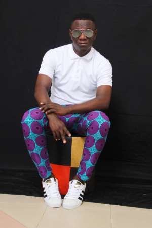 I'm A Victim Of Sex Addict — Singer D Lovers