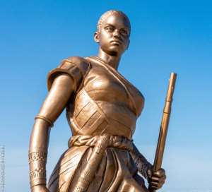 106202384236-m5htk8v331-statue-amazone-identite-visuelle-benin-768x696