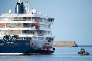 Canary Islands authorities had warned that the evacuation operation must be completed by Monday, when adverse weather conditions will force the ship to leave.  By JORGE GUERRERO (AFP)