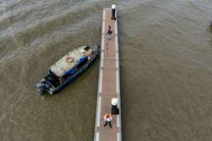 Most Lagosians live on the mainland part of the city but work on the islands area.  By OLUKA LEVI (AFP)