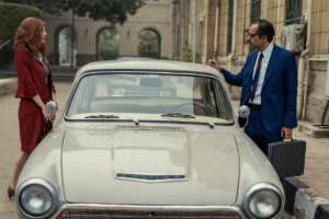 Paranormal follows the characters of Razane Jammal (L) and Ahmed Amin as they investigate supernatural happenings.  By - (Netflix/AFP)