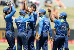 Sri Lankas Suranga Lakmal (C) celebrates the wicket of Hashim Amla during the second One Day International cricket match between South Africa and Sri Lanka at Kingsmead cricket ground on February 1, 2017