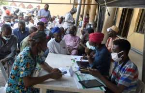The upcoming holiday season and new variants have Nigeria keen to speed up its campaign.  By PIUS UTOMI EKPEI (AFP)
