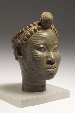 Brass head with crown, Wunmonije Compound, Ife, National Commission for Museums and Monuments, Nigeria.