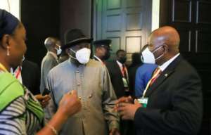 Former Nigerian president Goodluck Jonathan, centre, has led the effort to mediate with Mali's junta. By Nipah Dennis AFP