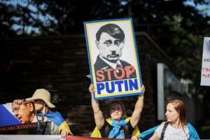 Members of the Ukrainian community in South Africaprotested against Lavrov's visit. By - AFP
