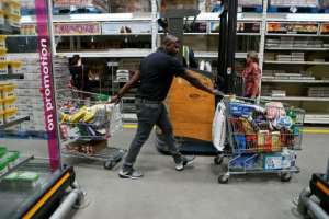 South Africans have been bracing for a 21-day lockdown, one of the latest measures by African governments to control the spread of COVID-19. By Phill Magakoe AFP