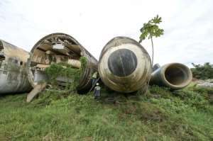 The former giants of the skies are battling the forces of nature. By Sia KAMBOU AFP