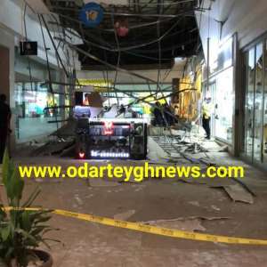 BREAKING: Part of Accra Mall Ceiling Collapses  – VIDEO