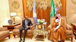 Image Left: SOMALIA PM HASAN ALI KHEYRE RIGHT:SAUDI'S YOUNG  PRINCE MOHAMED SALMAN