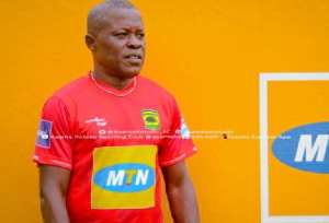 My Expertise Will Help Kotoko To Perform - Johnson Smith