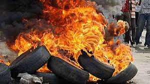 Era Of Bad Roads: Irate Ablekuma Residents Burn Tyres, Invoke Curses On Policians