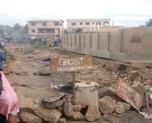 Fix our 'killer' road now — Residents block Kwashiebu-Santa Maria stretch