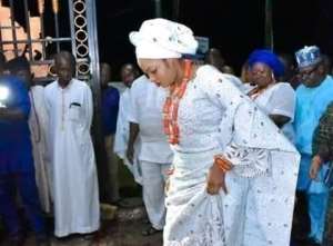 Ooni of Ife, Oba Adeyeye Ogunwusi, unveils his new Queen