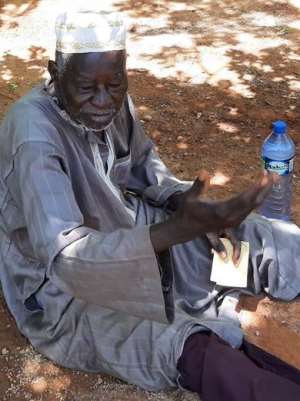 76 year-old Yacouba Sawadogo in 2022, Bangre Raaga Forest. Photo courtesy of Barwend San