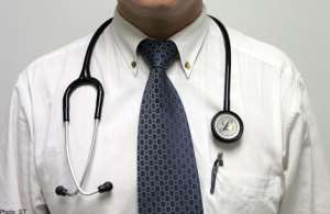 Unemployed Physician Assistants Take On Health Ministry