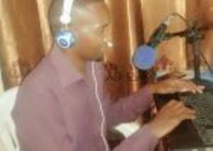 Radio Journalist Is Shot Dead In Somalia