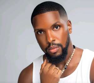 Na Only Me Know Wetin Obesity Use My Eye See — Actor Charles Born