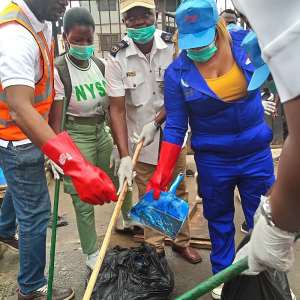 Photos as Actress, Dayo Amusa Others Clean up Lagos