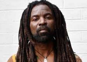 Rocky Dawuni, Ghanaian UK-based reggae-dancehall singer