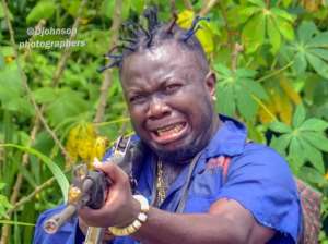 Nollywood controversial actor Pitakwa Eats Shit in New Movie Scene