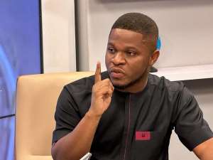 Stop blaming Covid for everything; you shared money like ‘bofrot’ during pandemic – Sammy Gyamfi descends on NPP