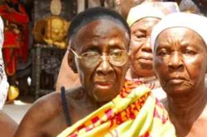 Otumfuo’s mother dies aged 111