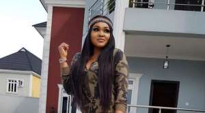 Actress, Mercy Aigbe Shows off Fresh Cleavages after 2 Children