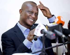 Kwesi Appiah Warns Technical Team - I Will Show You The Exit Door If You Take Bribe