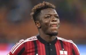 Italian side Genoa leading chase for free agent Ghana star Sulley Muntari