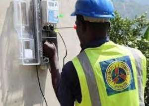 Is customer satisfaction a top priority for the ECG's Kasoa Obom Road district office, or not?