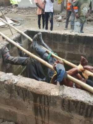 Two Masons Who Were Tired In Manhole For Stealing Iron Rods Rescued